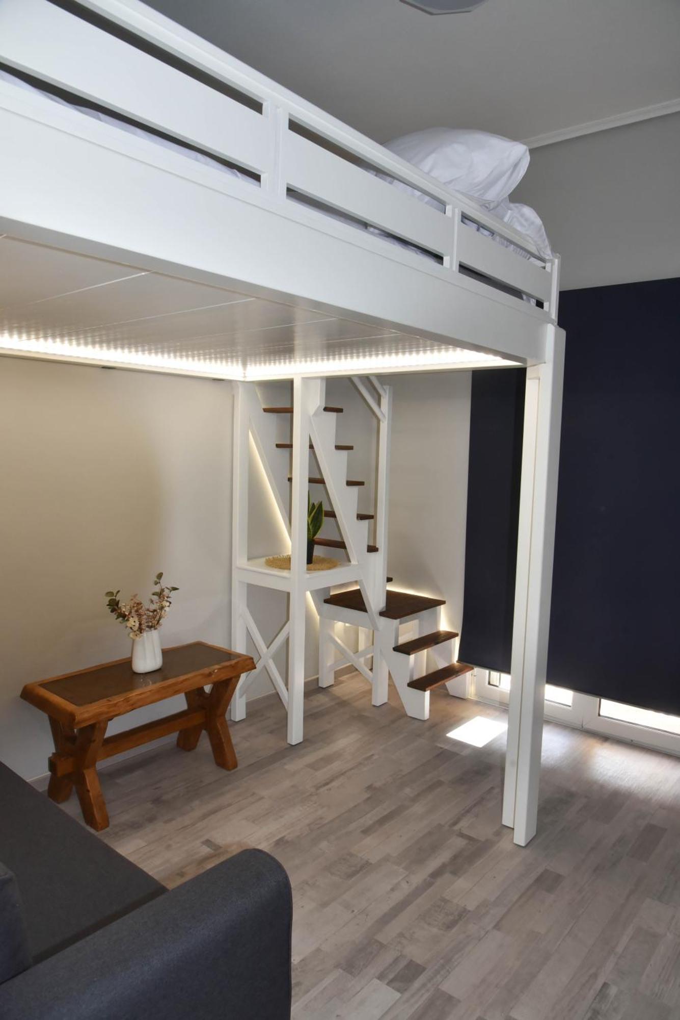 F K Apartments 阿特米达 外观 照片