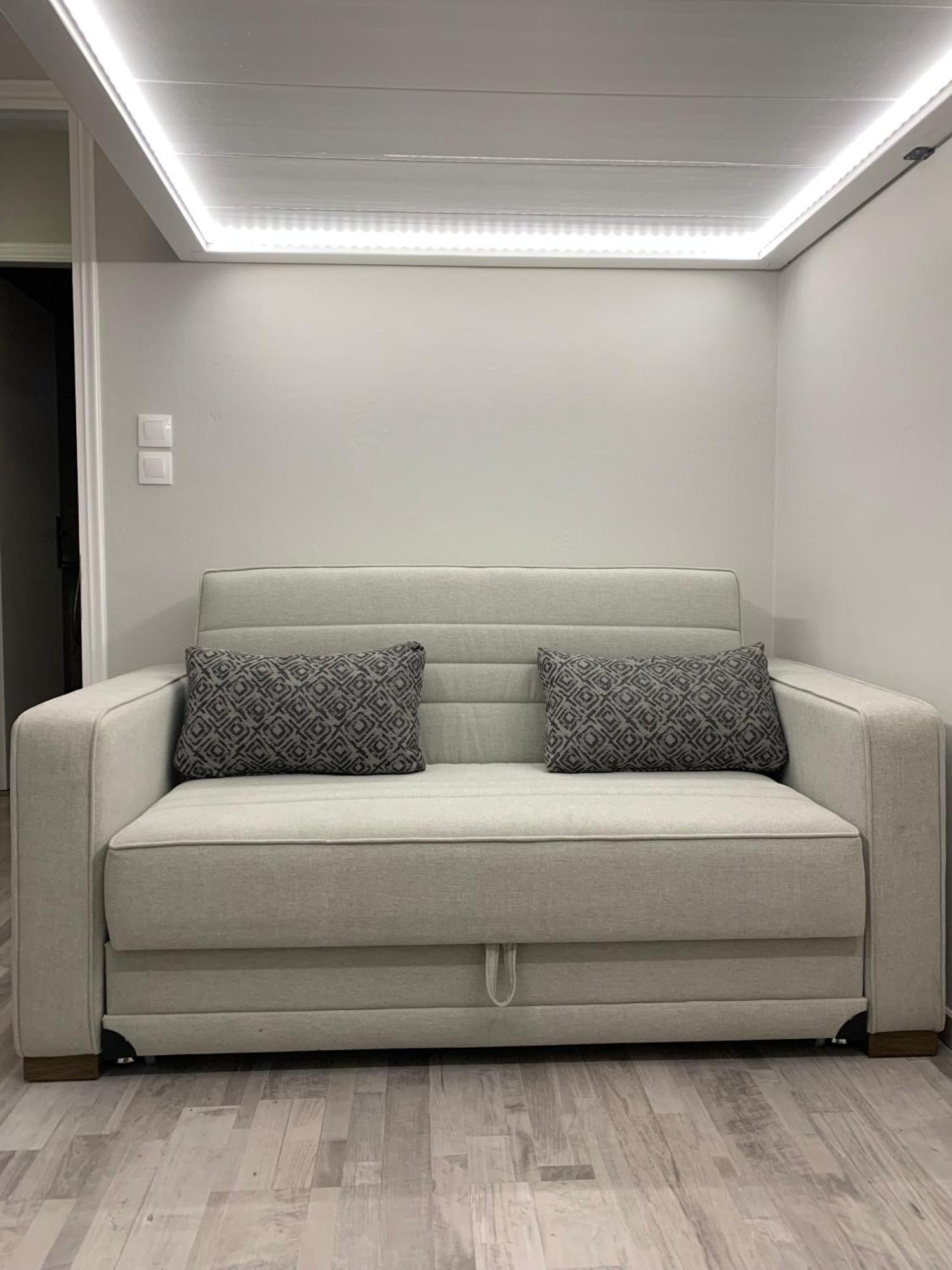 F K Apartments 阿特米达 外观 照片